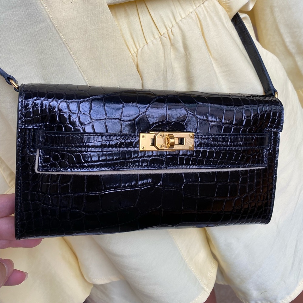 Meet your Posher, Ambria